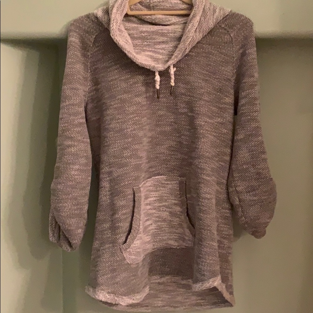 Super soft gray sweater l
